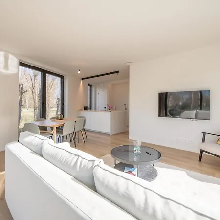 La Brise Modern Met 2 Slaapkamers En Zonnig Terras Апартаменты Кнокке-Хейст