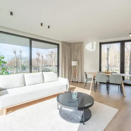 La Brise Modern Met 2 Slaapkamers En Zonnig Terras Апартаменты *